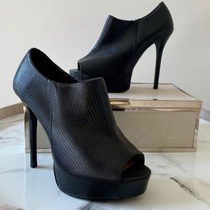 Black Steve Madden Stilettos